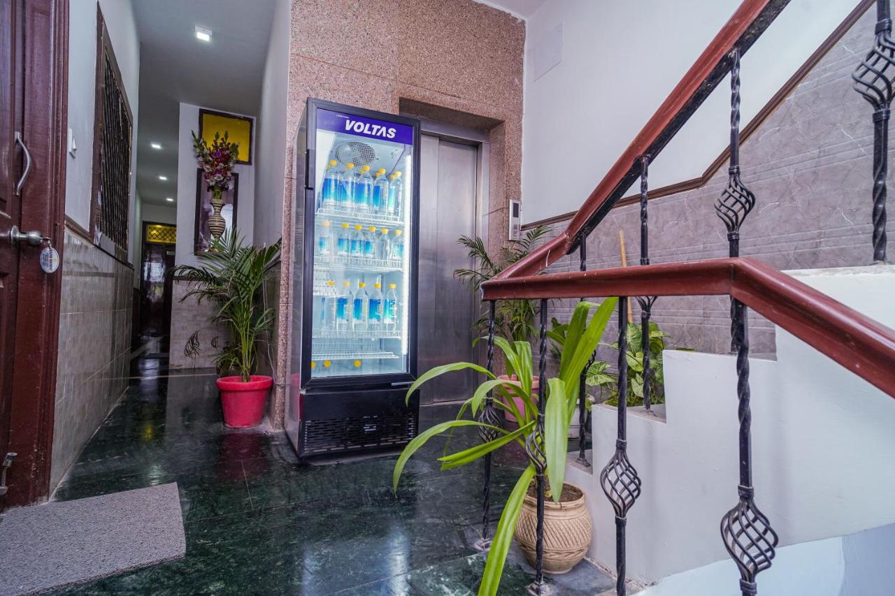 Golden Residency Otel Yeni Delhi Dış mekan fotoğraf